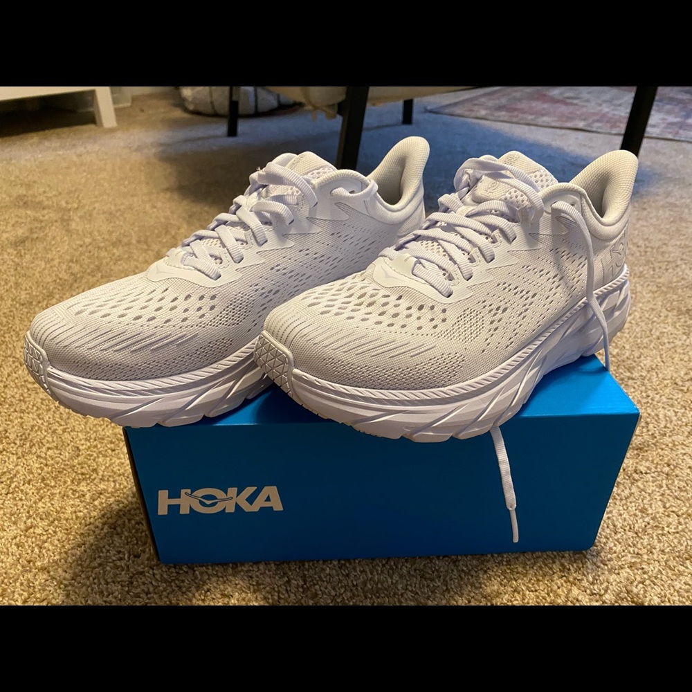Hoke One One Clifton 7 women’s running shoe